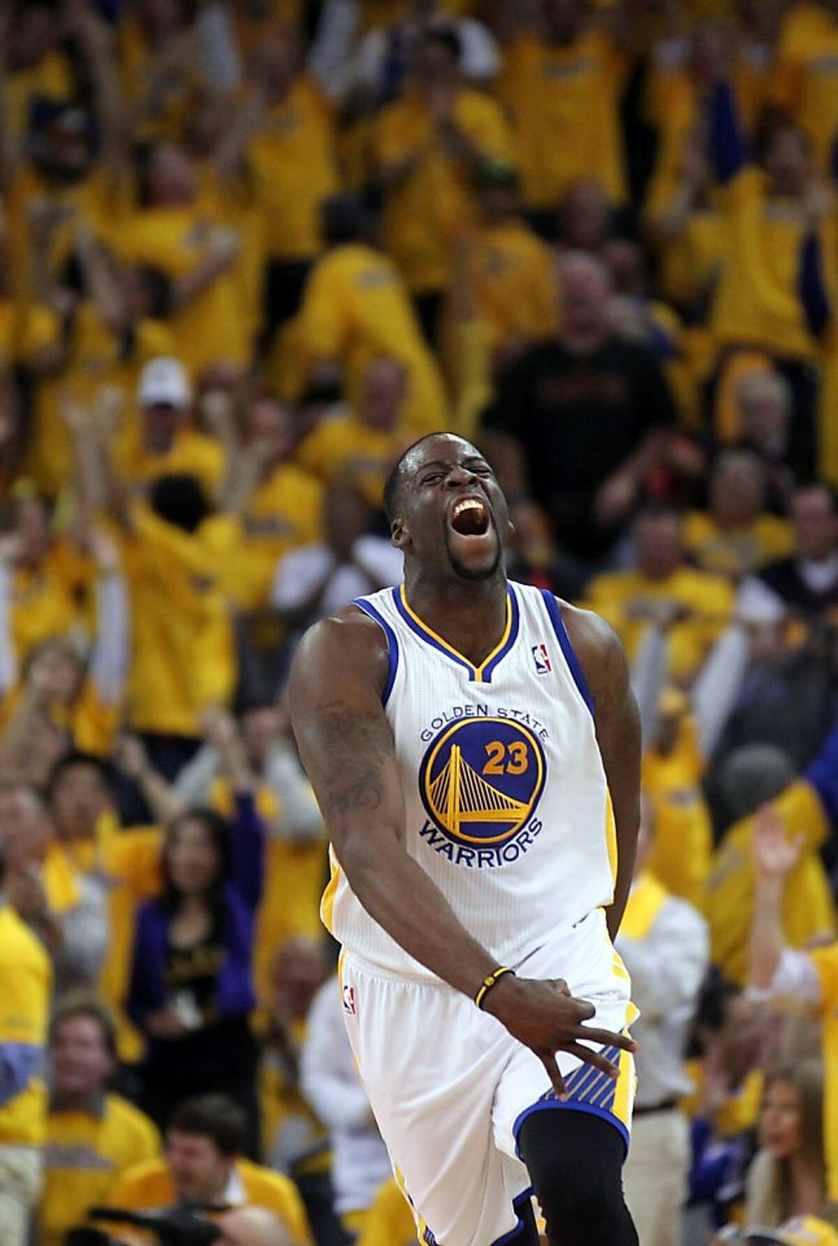 Curry, Bogut lead Warriors over Nuggets