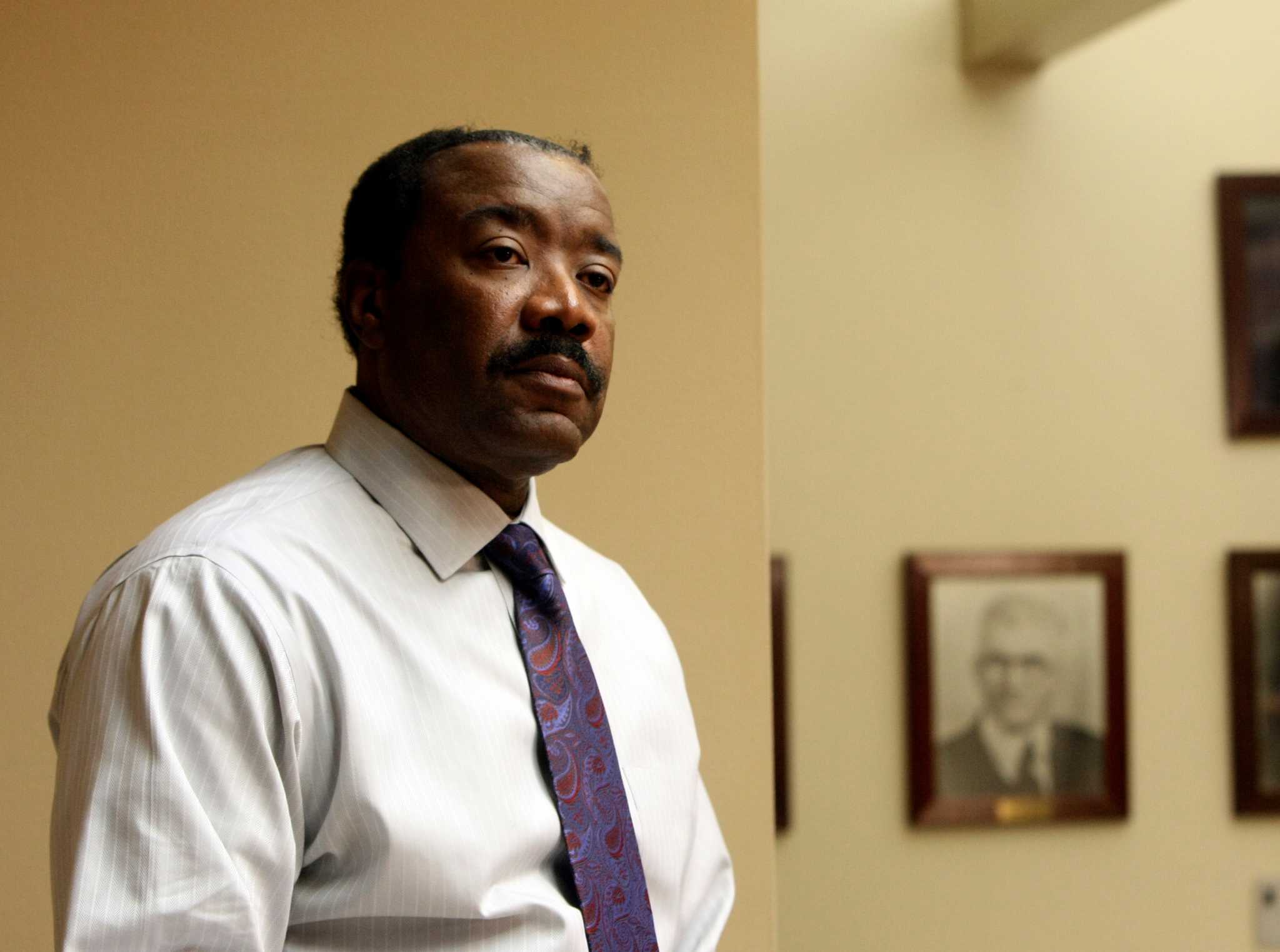 Incentives send CPS execs' pay soaring