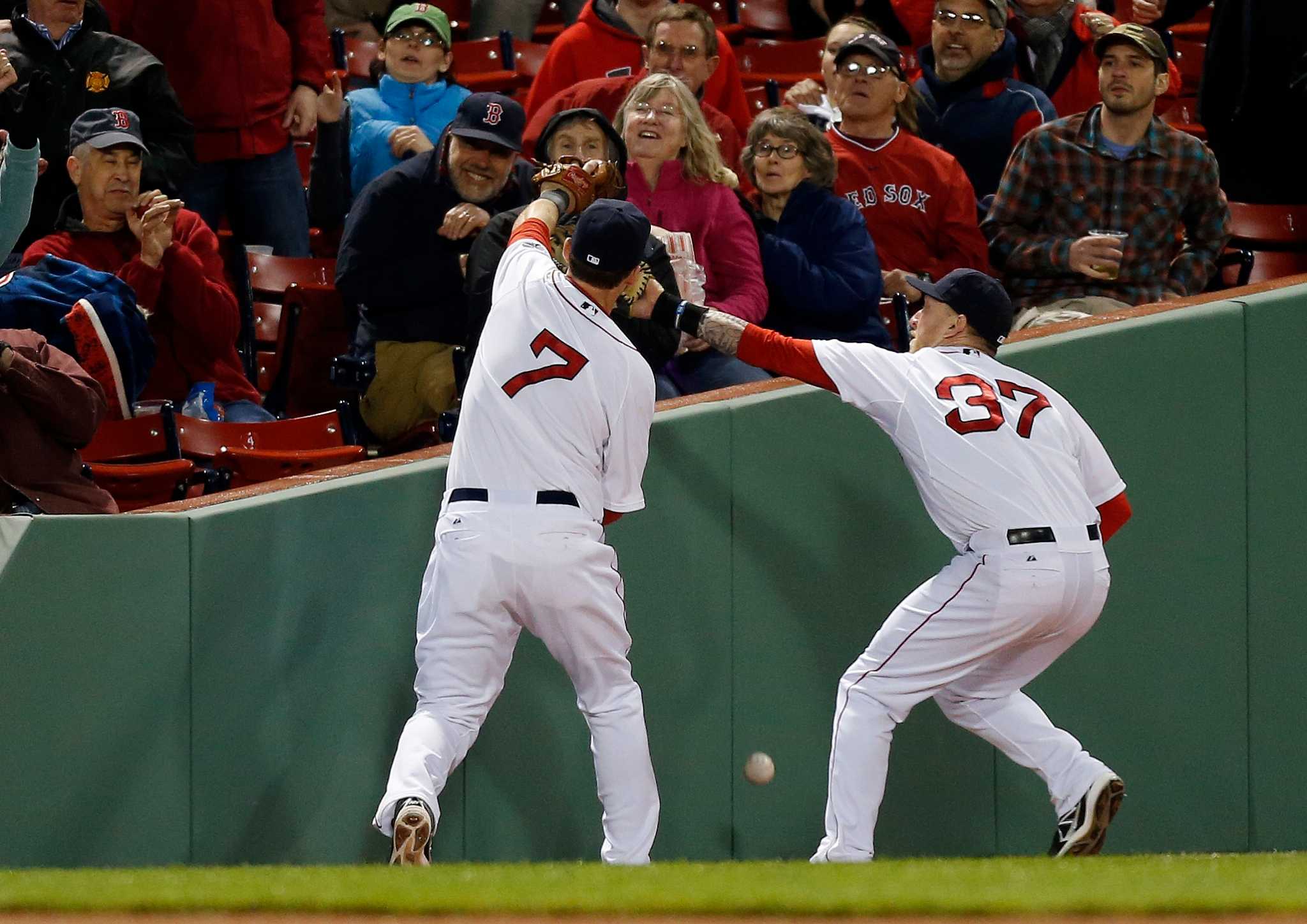 Astros report Hitters struggle with runners on base
