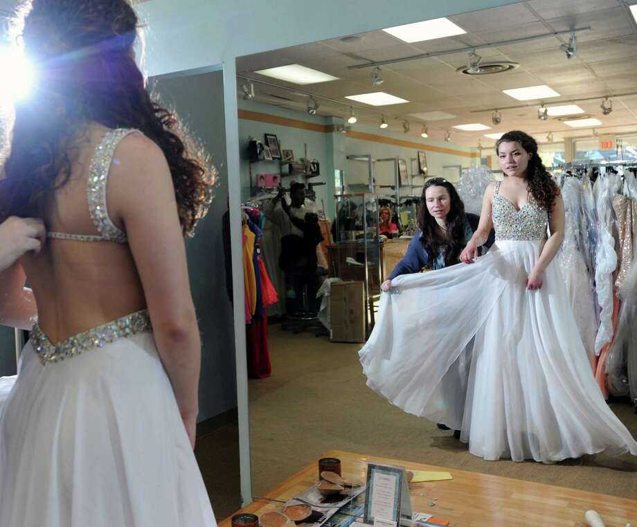 Prom dress shopping in the age of 