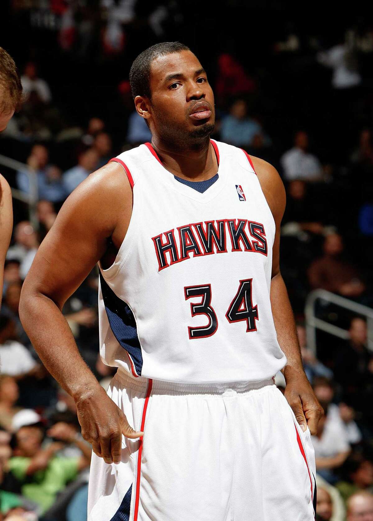 Nba player jason collins announces that he's gay