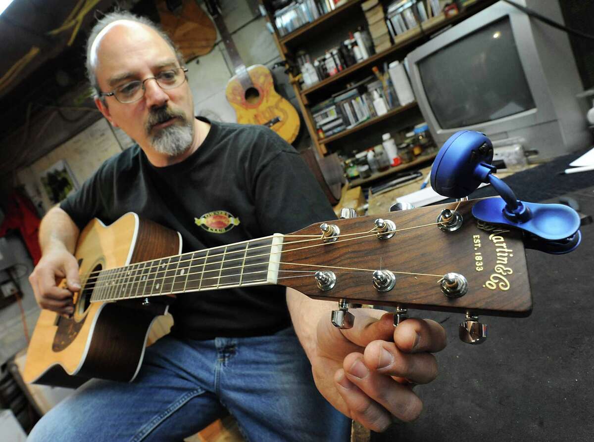 Guitar tuner thesis picture