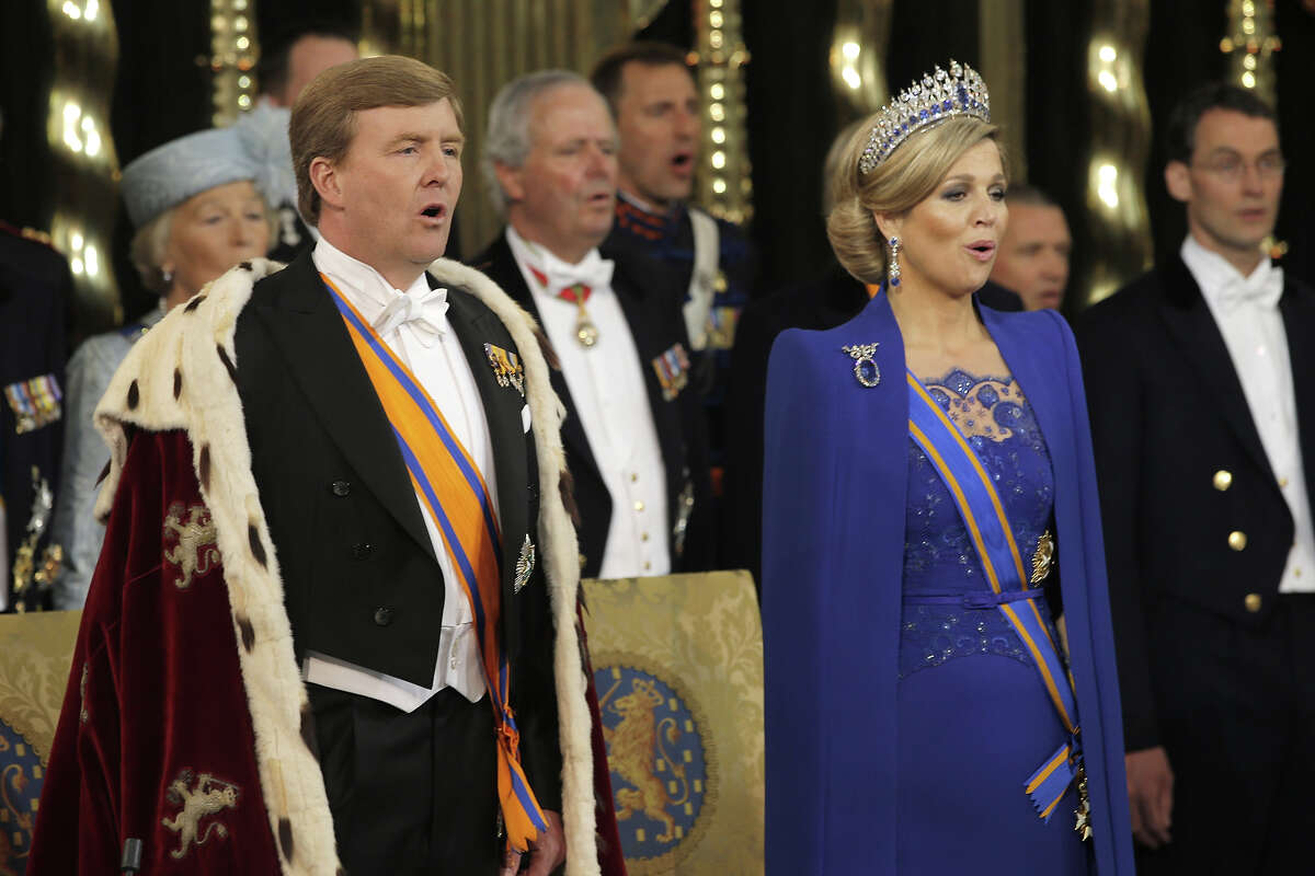 Netherlands crowns first new king in over 100 years