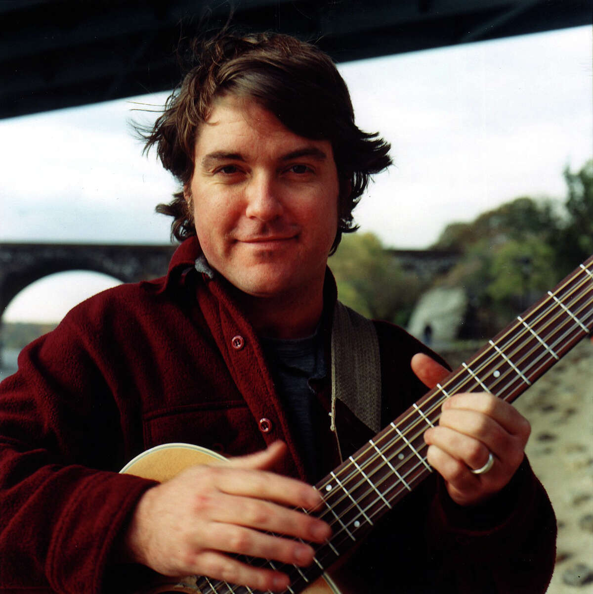 Keller Williams comes to Ridgefield Playhouse