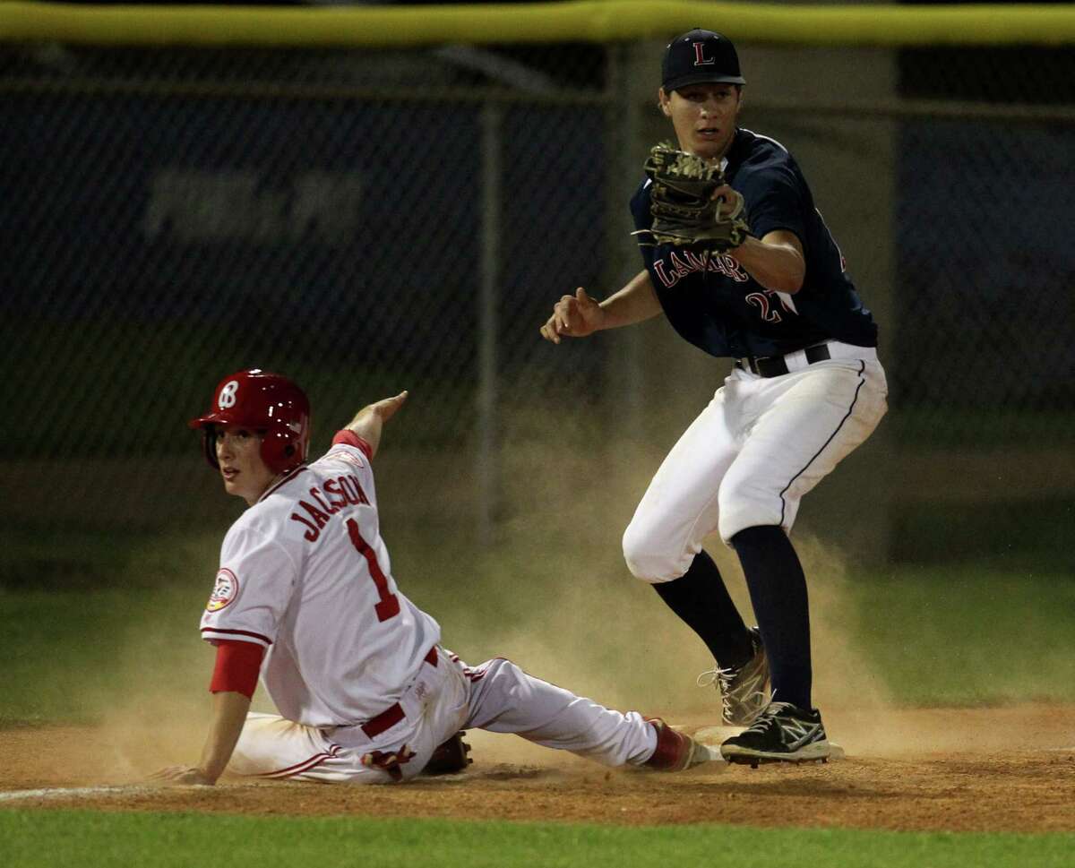 Bellaire baseball team opens title drive against Cinco Ranch