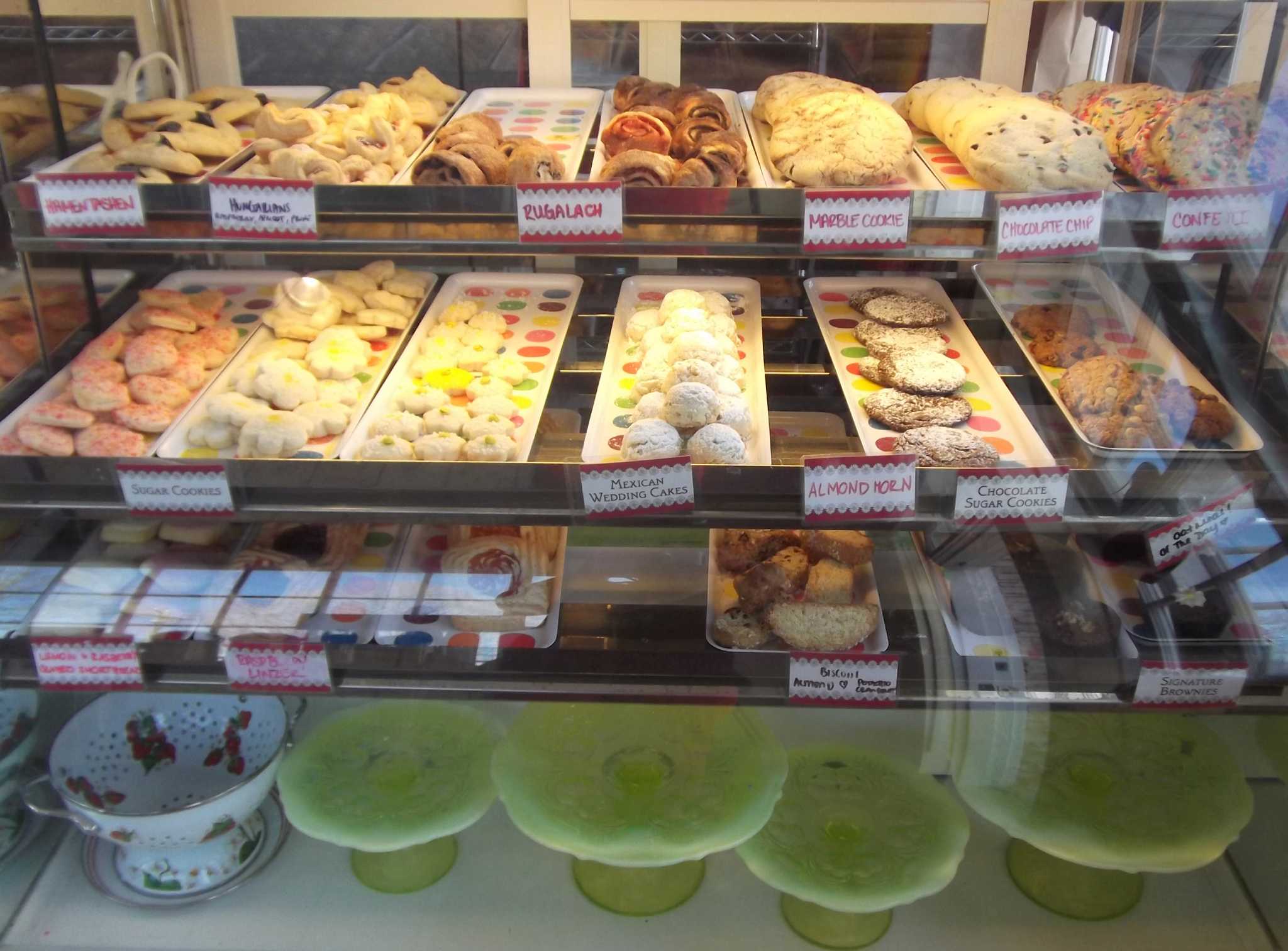 Batter up! Bakeries vie for town's bestcake crown to celebrate 375th