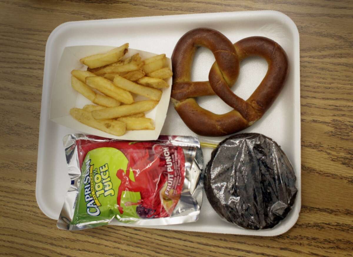 How much did a Houston school lunch cost 40 years ago?