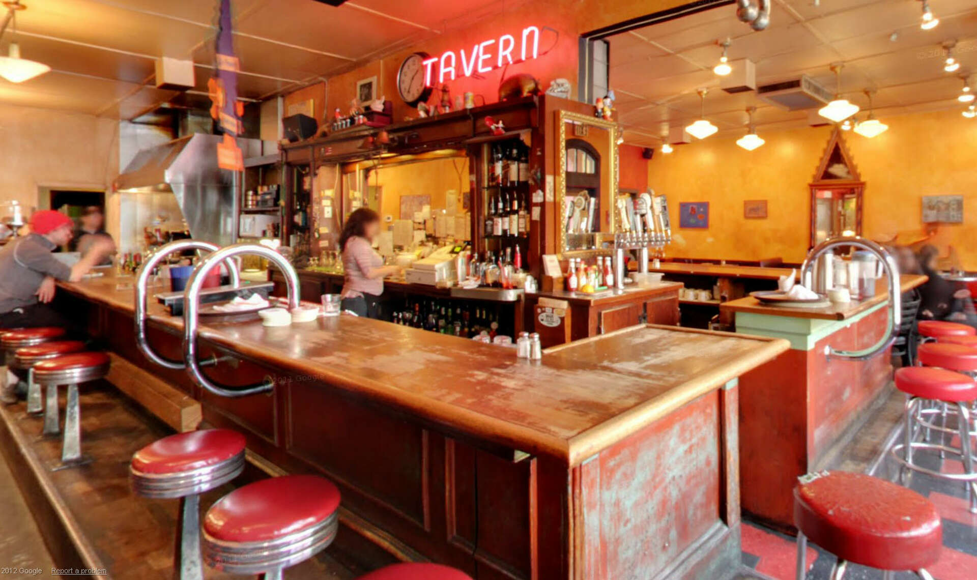 Iconic Seattle restaurant to close by years end, reopen elsewhere