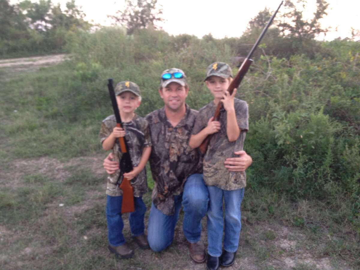 35point monster whitetail buck shot by hunter near San Angelo, Texas