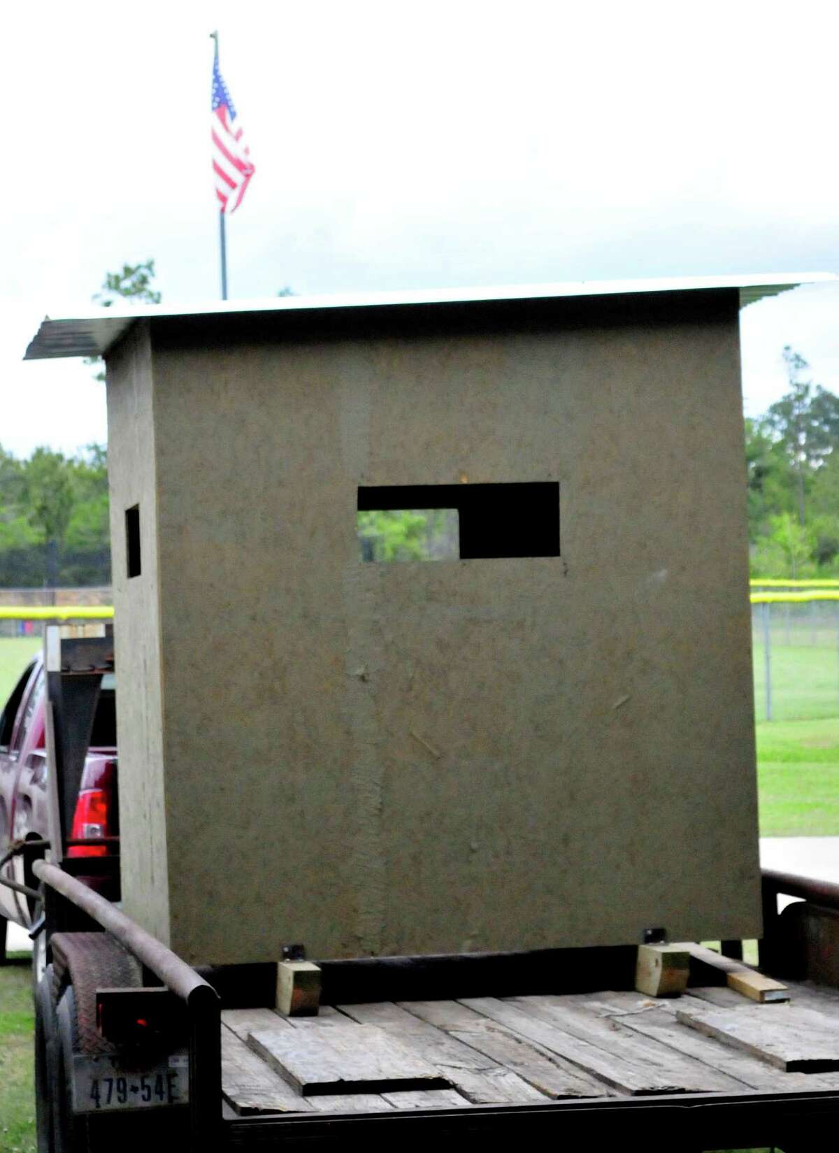 Kountze students build deer stands for paralyzed veterans