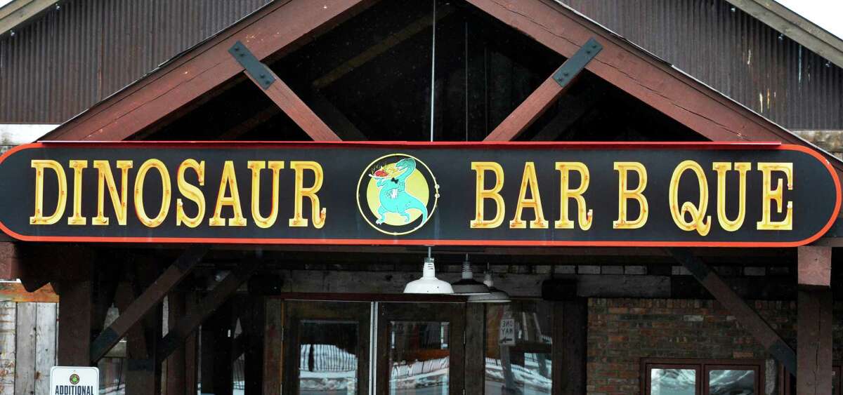 Dinosaur BarBQue head chef dies