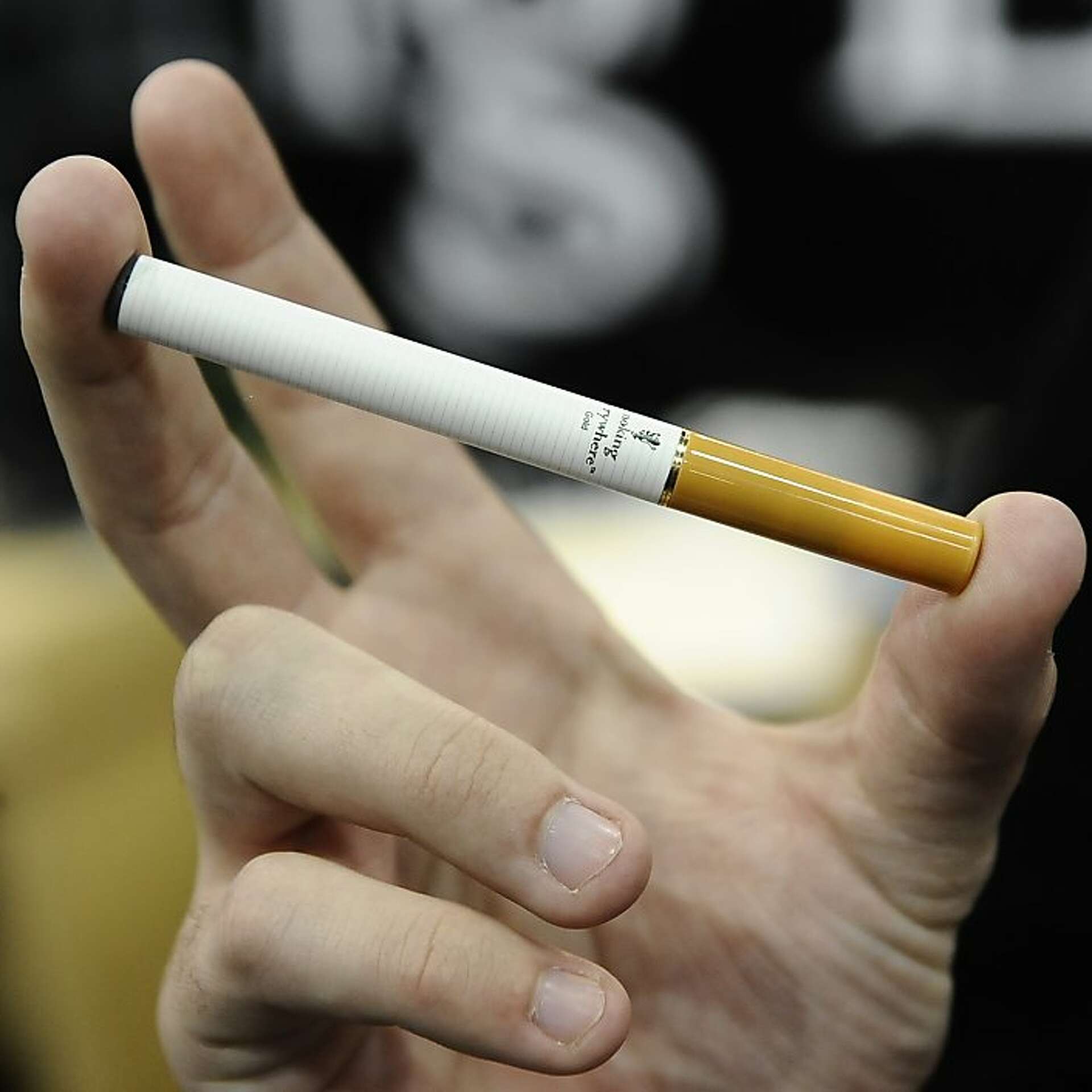 E-cigarettes' dangers uncertain
