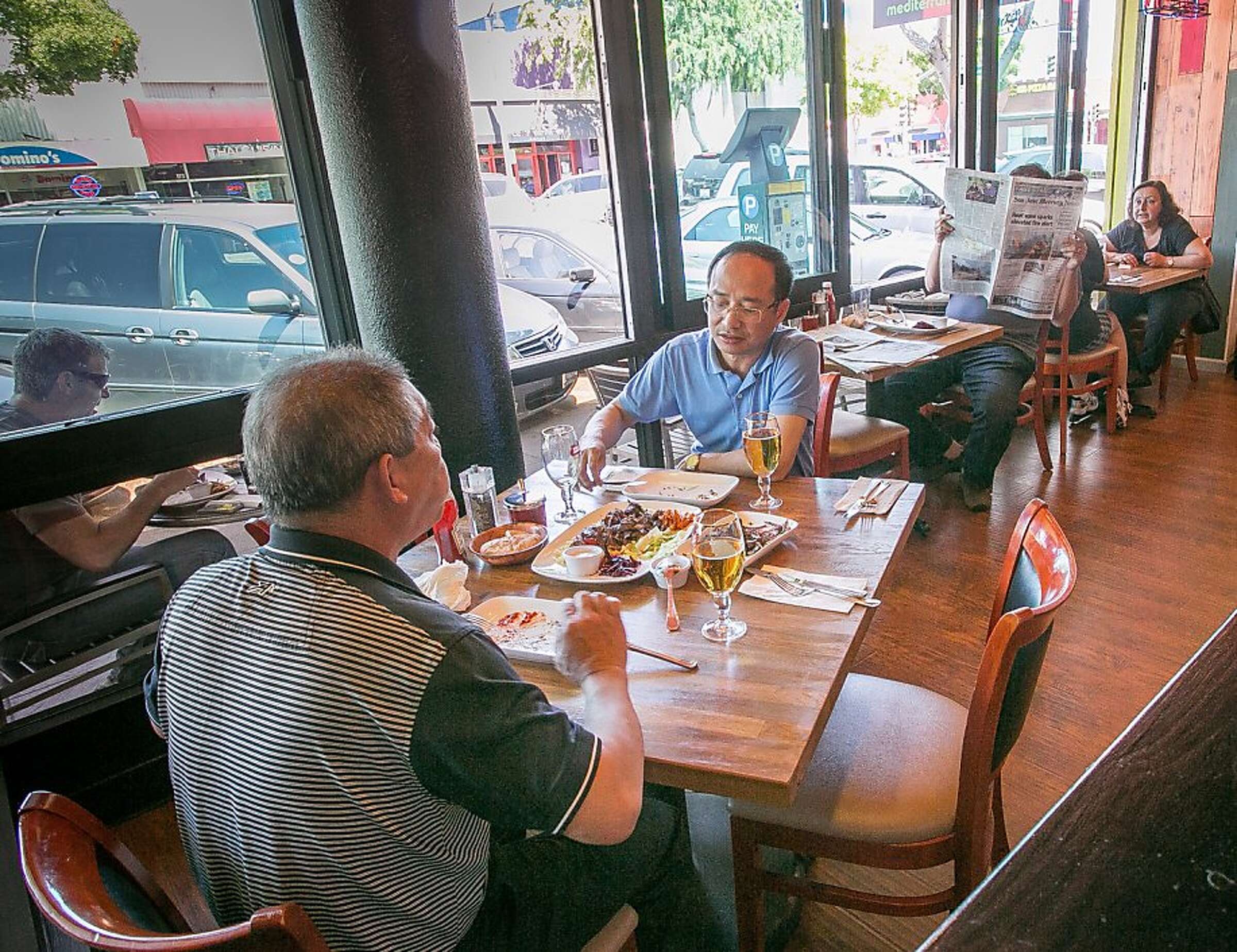 Hummus Mediterranean Kitchen, San Mateo