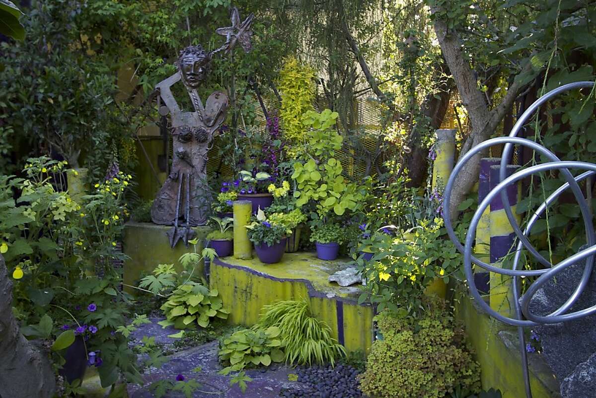 Color key to garden story