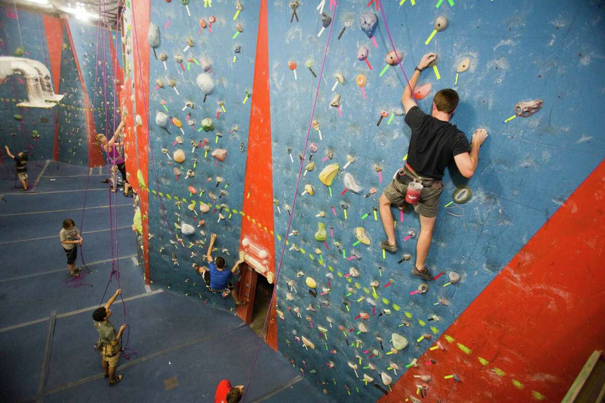 Indoor rockclimbing gyms gaining a foothold in the Houston area