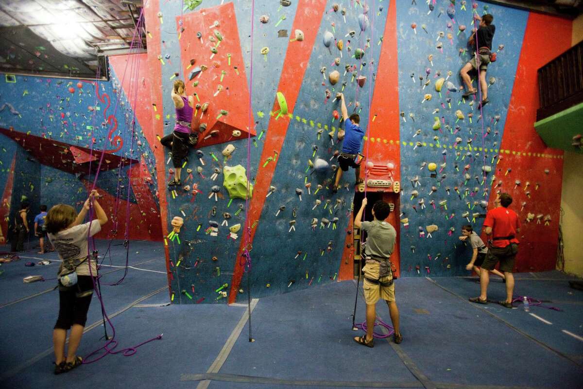 Indoor rockclimbing gyms gaining a foothold in the Houston area