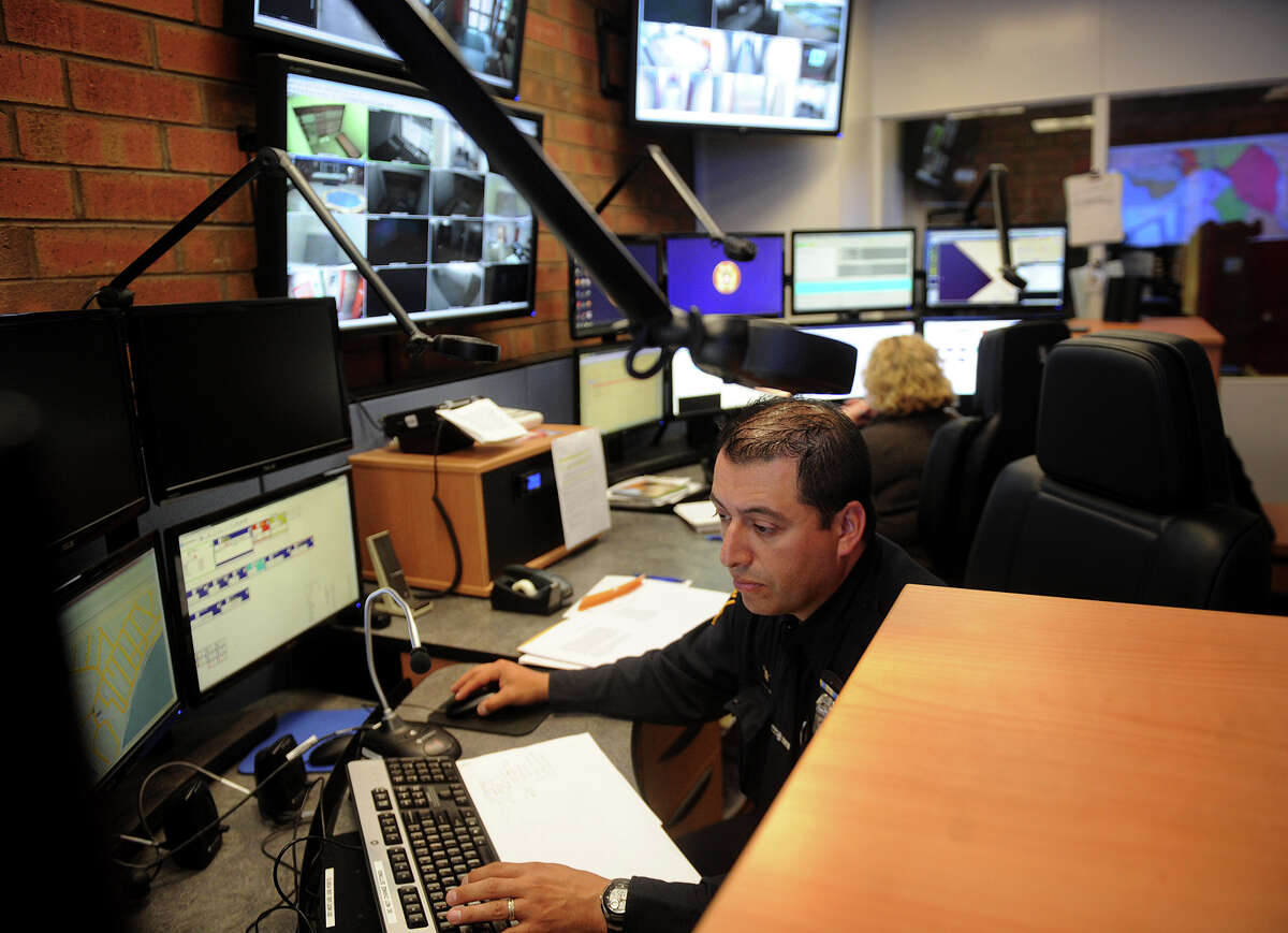 Milford turns key on single 911 dispatch center