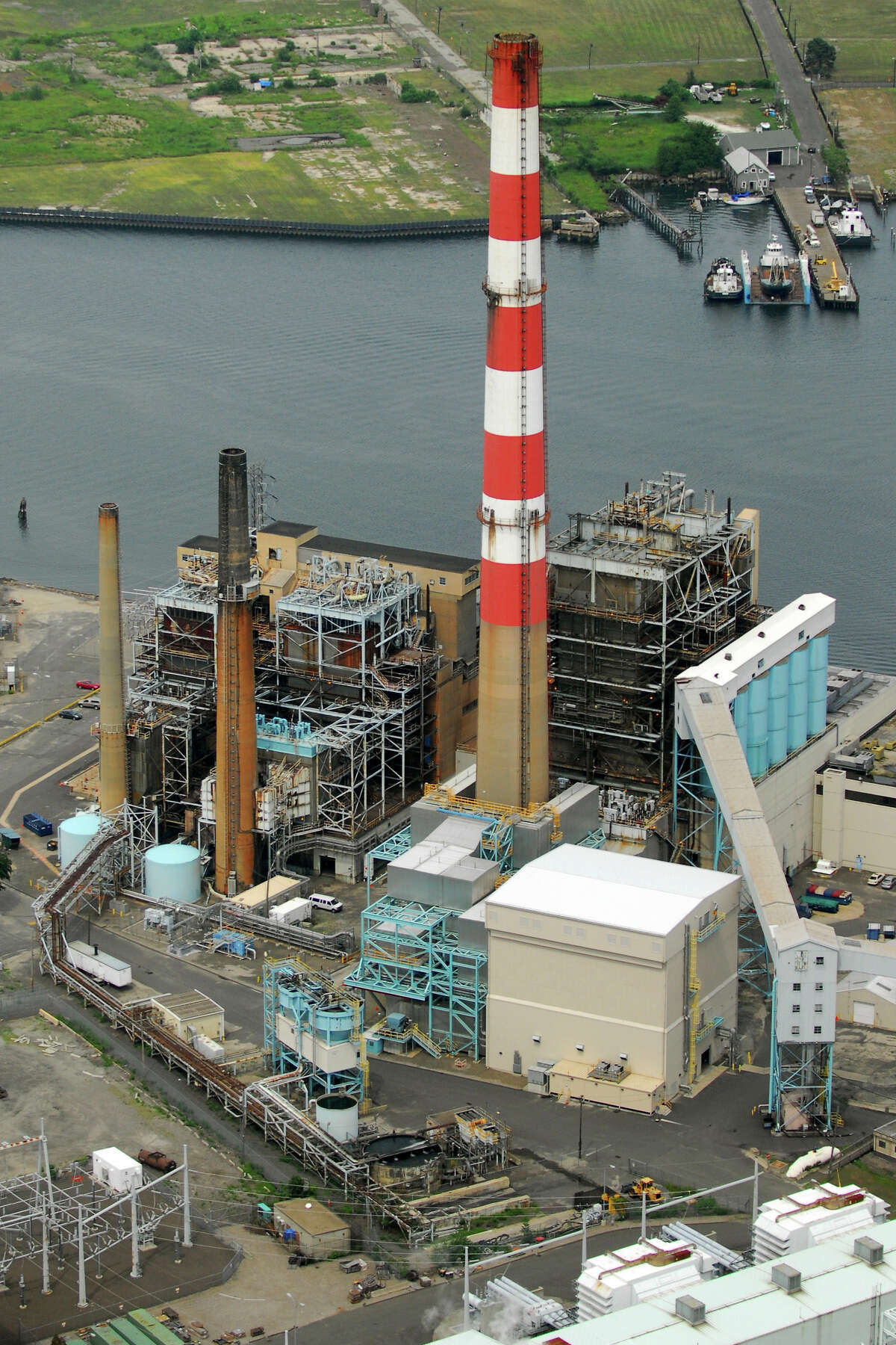 Bridgeport Harbor Generating Station, PSEG, power plant. 2011. Morgan Kaolian AEROPIX