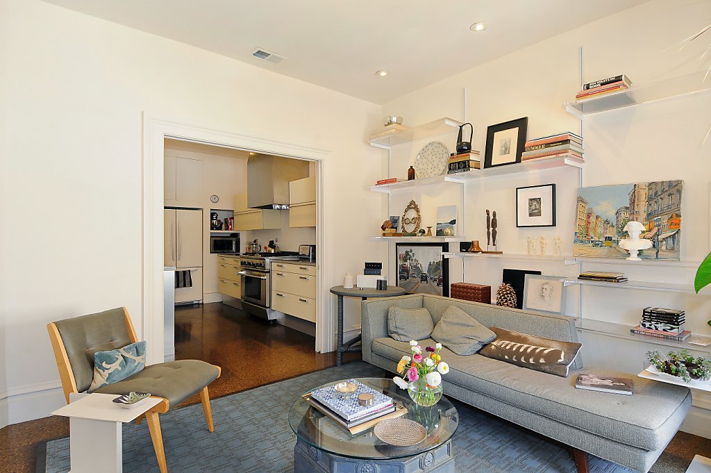 Designer's Mission District home hits market