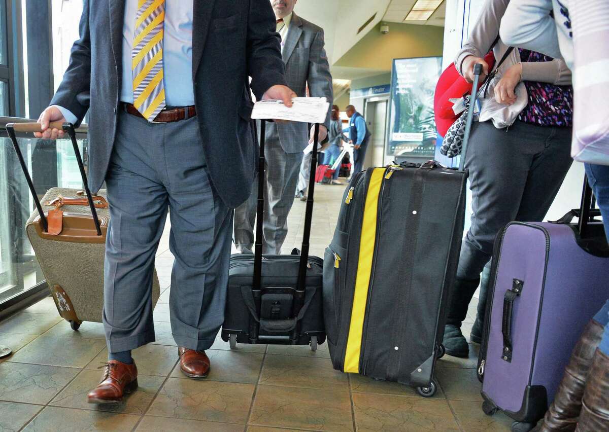 amtrak store luggage