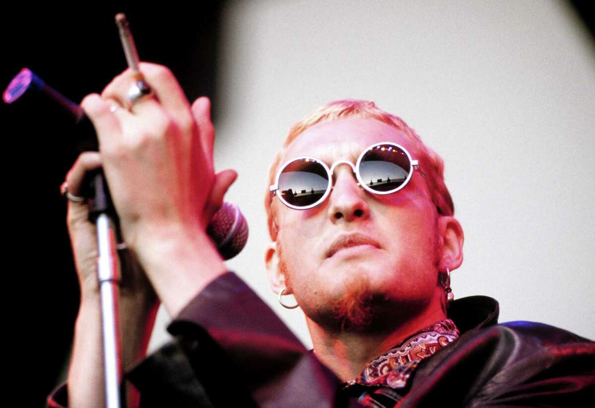 Layne Staley of Alice in Chains performing at Lollapalooza 93 at Shoreline ...