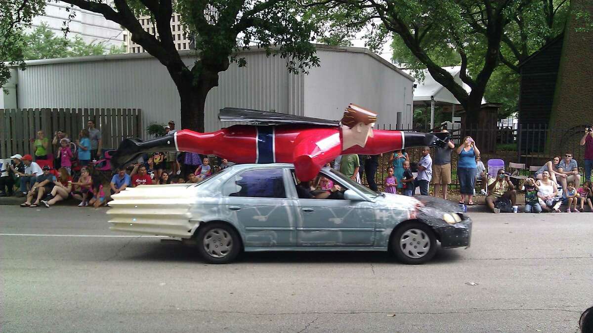 Arizona car wins Houston's Art Car Parade