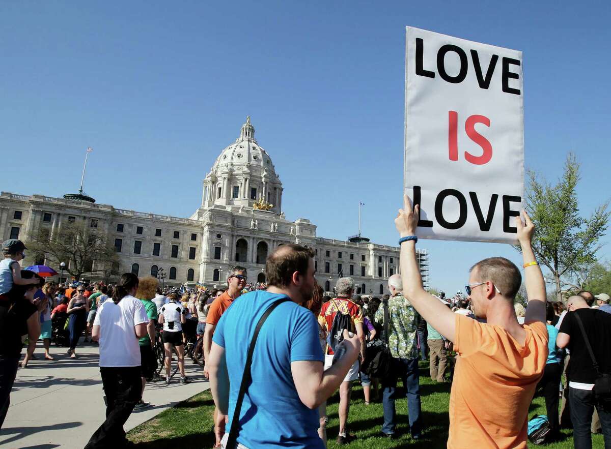 Minnesota Legalizes Same Sex Marriage 8313