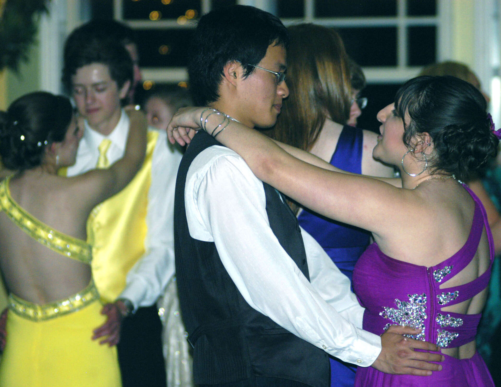 NMHS seniors celebrate 'Under The Sea' prom