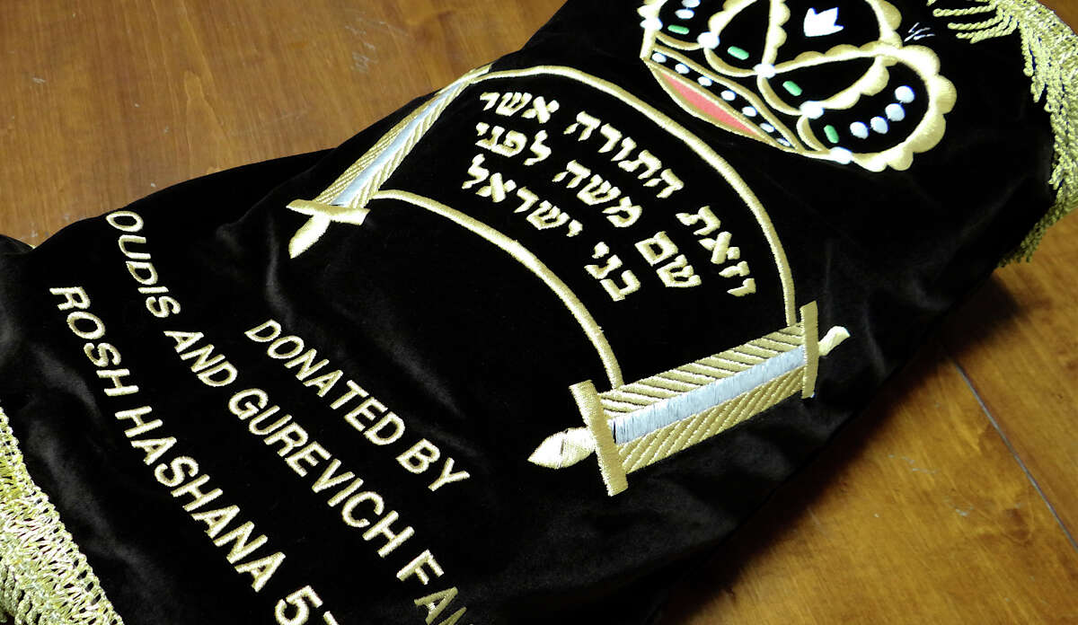 Chabad of Fairfield gathering celebrates Shavuot