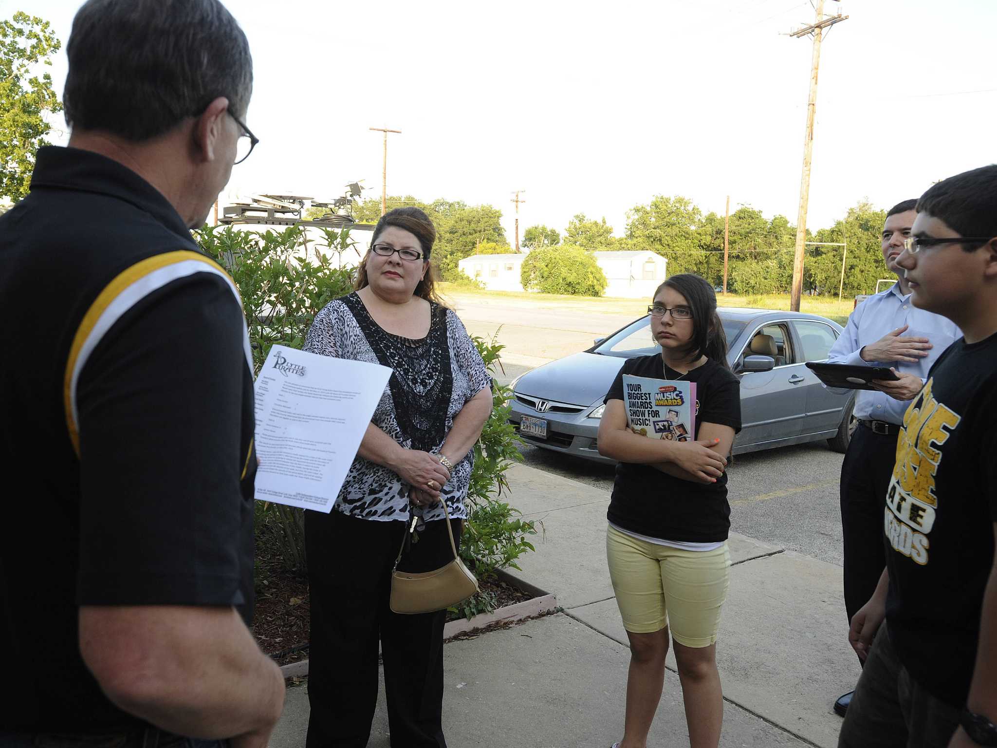 Edith Lyttle 1-0 vote for Lytle ISD seat still stands