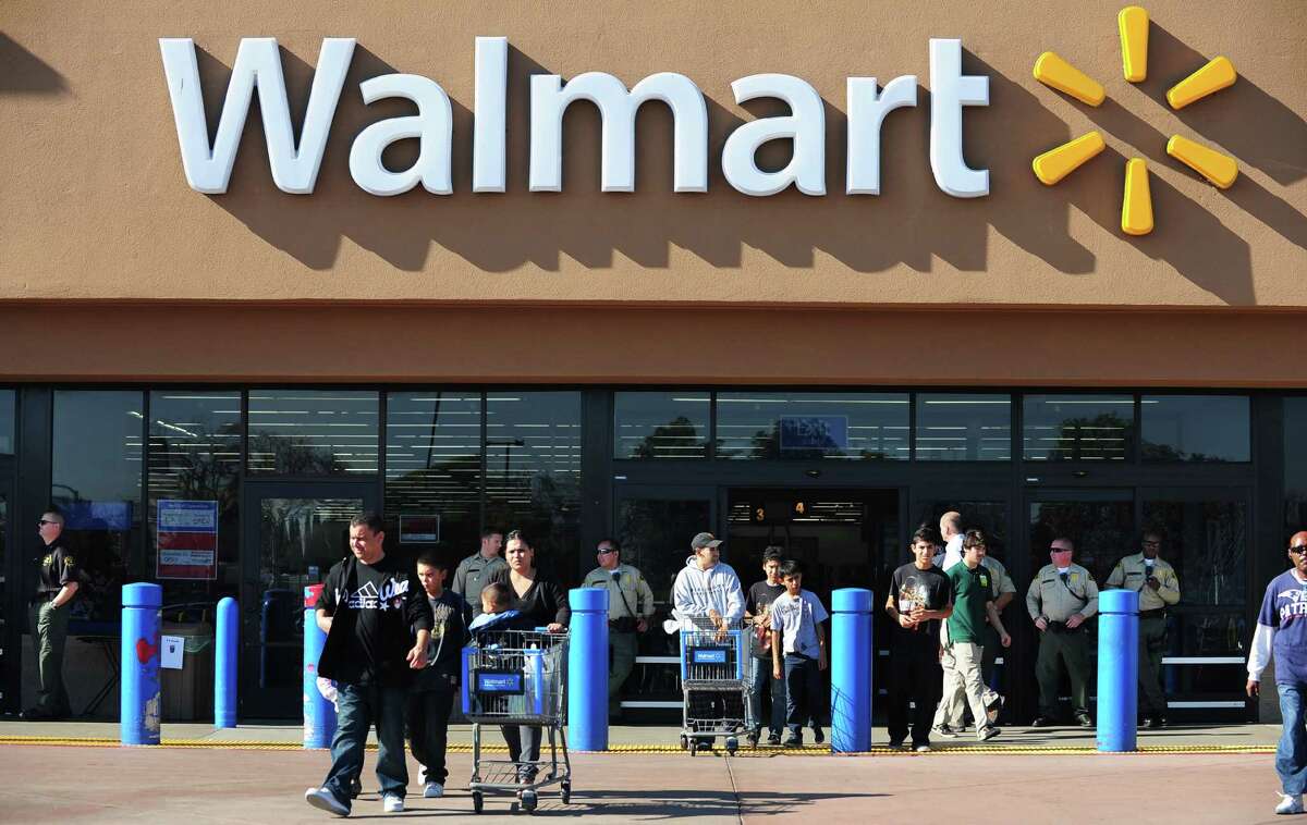11. Wal-mart - RetailFrom the report: "According to a recent Zogby survey, roughly 40% of Walmart customers polled reported a negative customer service experience."