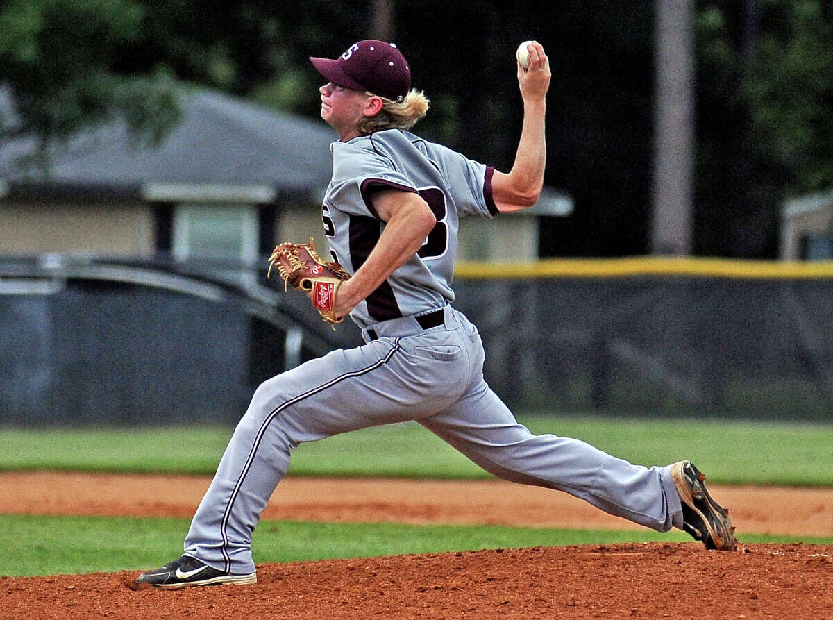 Silsbee takes game one from Orangefield
