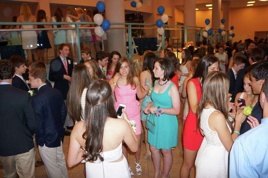 SEEN Staples Junior Prom Westport News