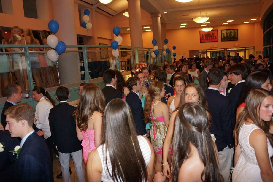 SEEN Staples Junior Prom Westport News