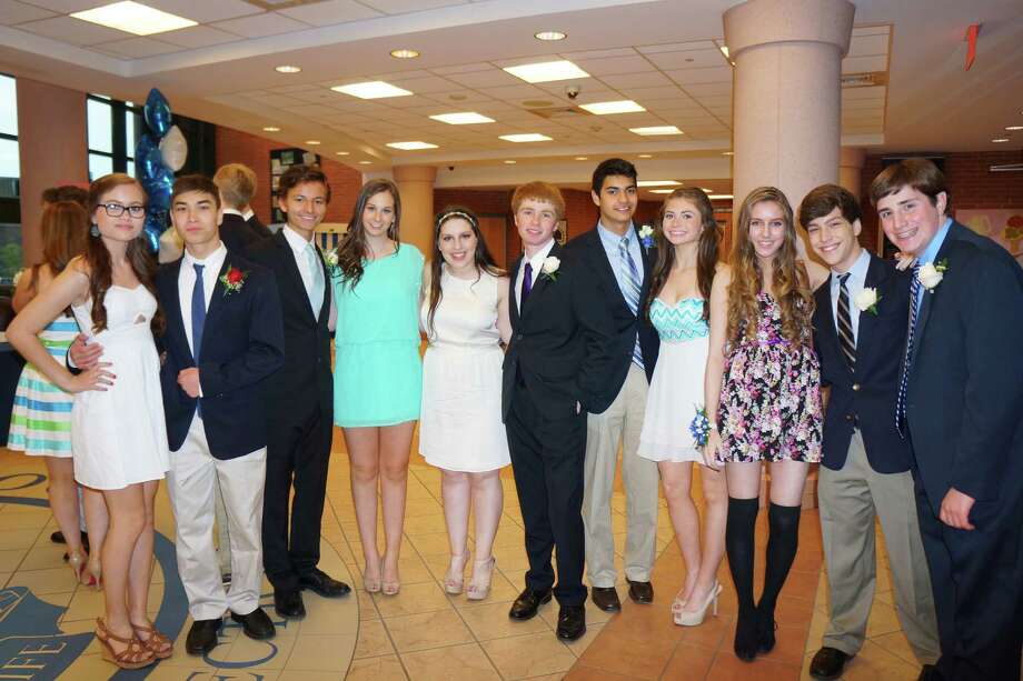 SEEN Staples Junior Prom Westport News
