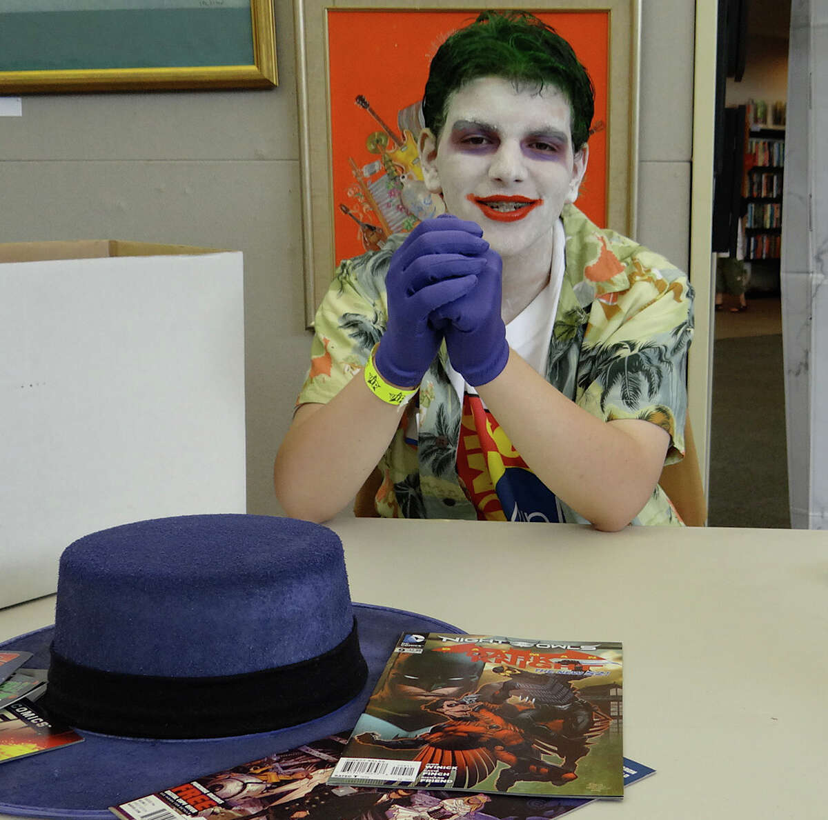 Biff Pow Thwak Westport Comic Con Is Super Fun