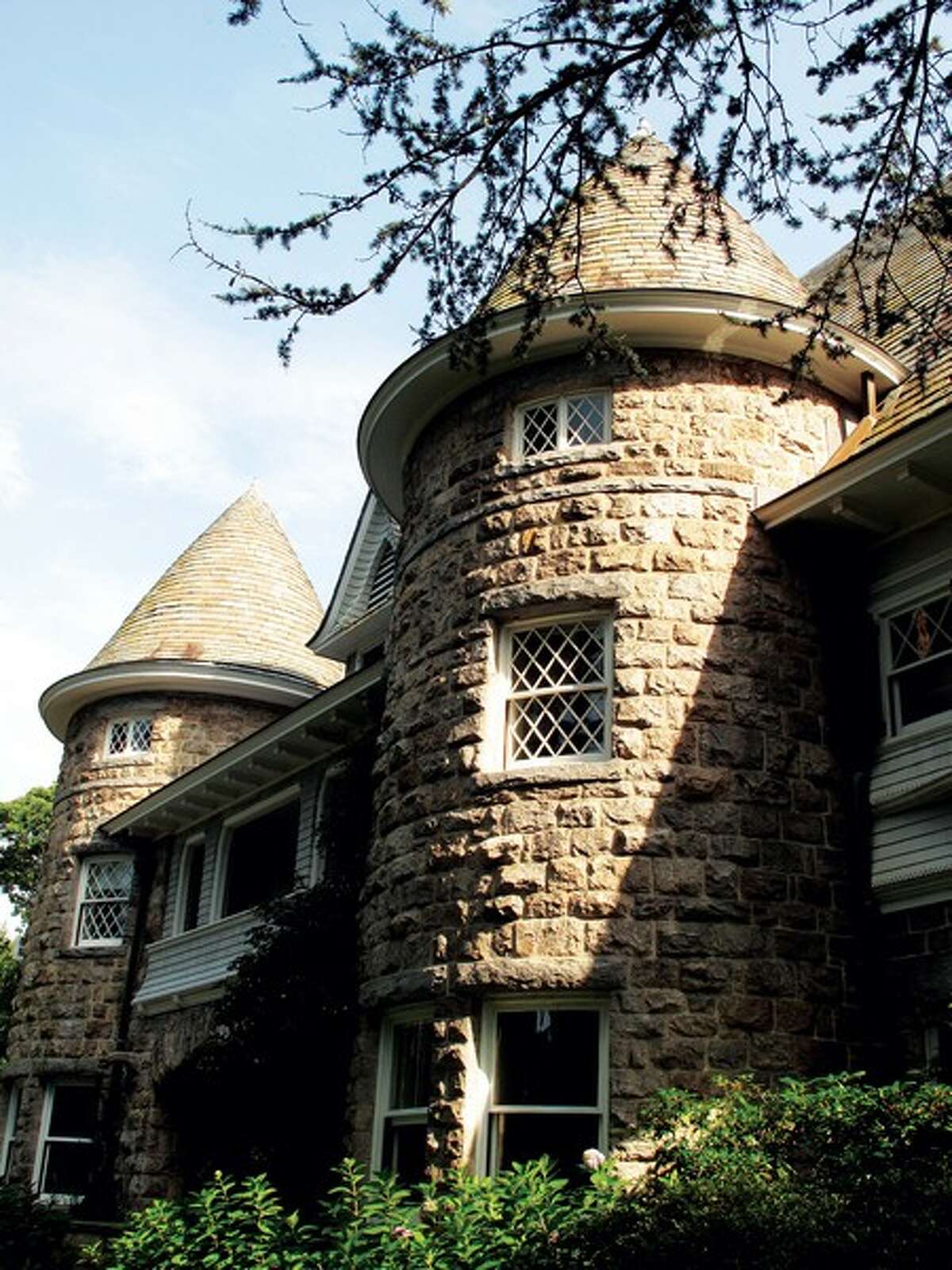 Greenwich's Copper Beech Farm sells for unprecedented 120 million