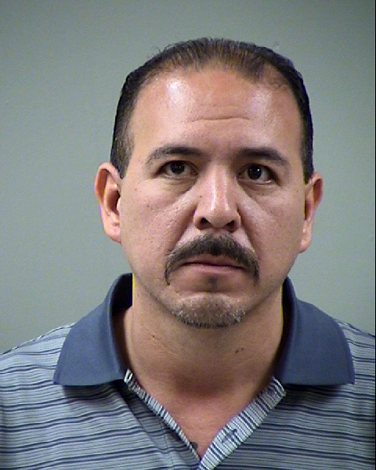 Mexican Mafia honcho admits racketeering charge