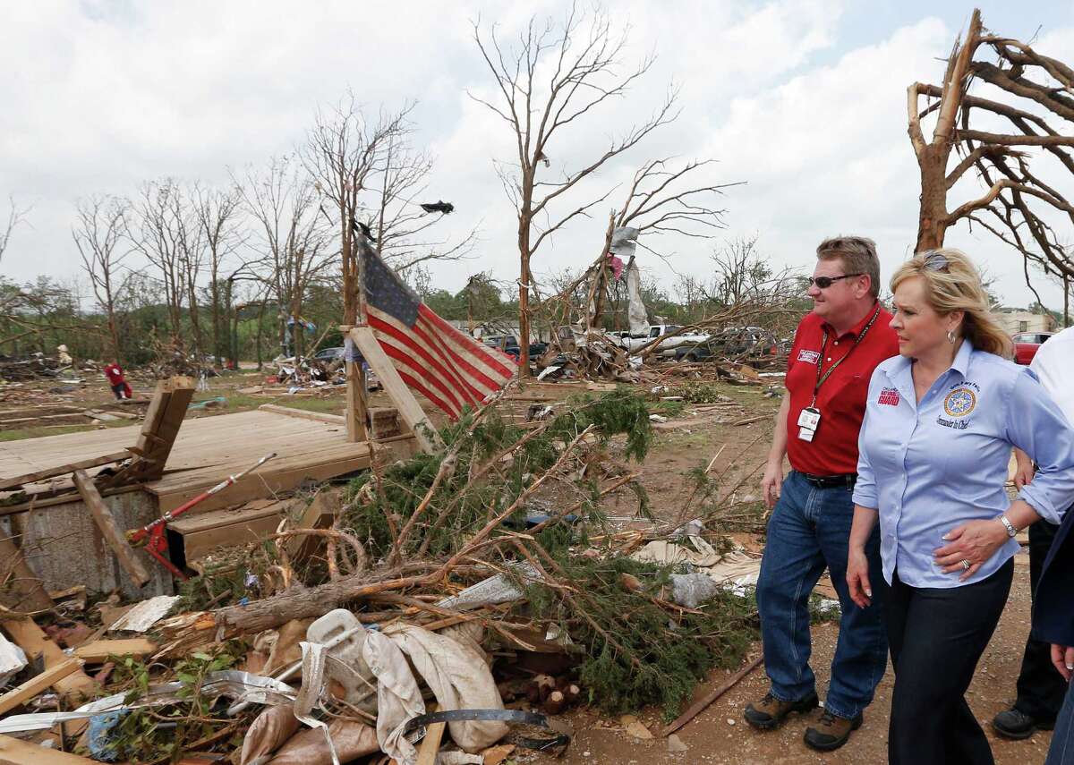 Tornado tears through Oklahoma City suburb