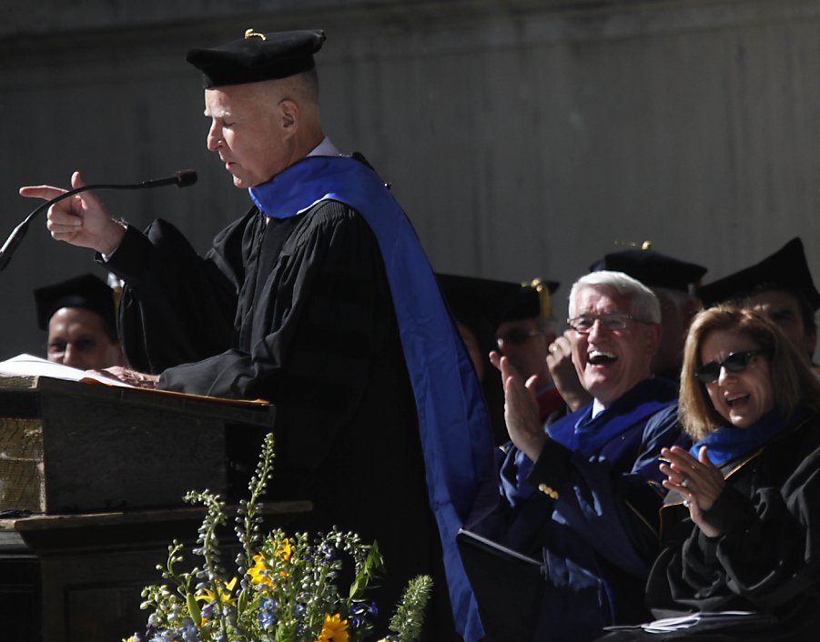 UC Berkeley grads hear from governor