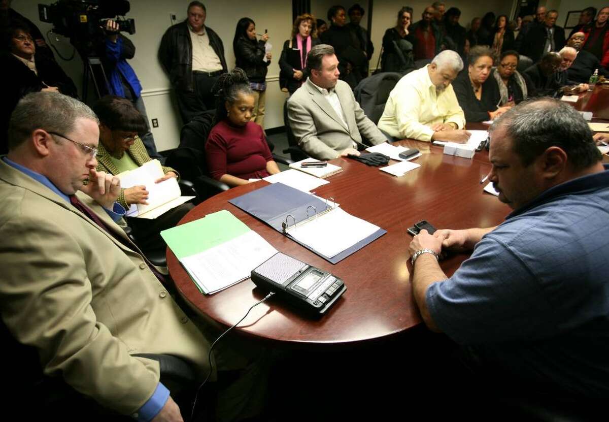 Bridgeport City Council takes no action against Walsh