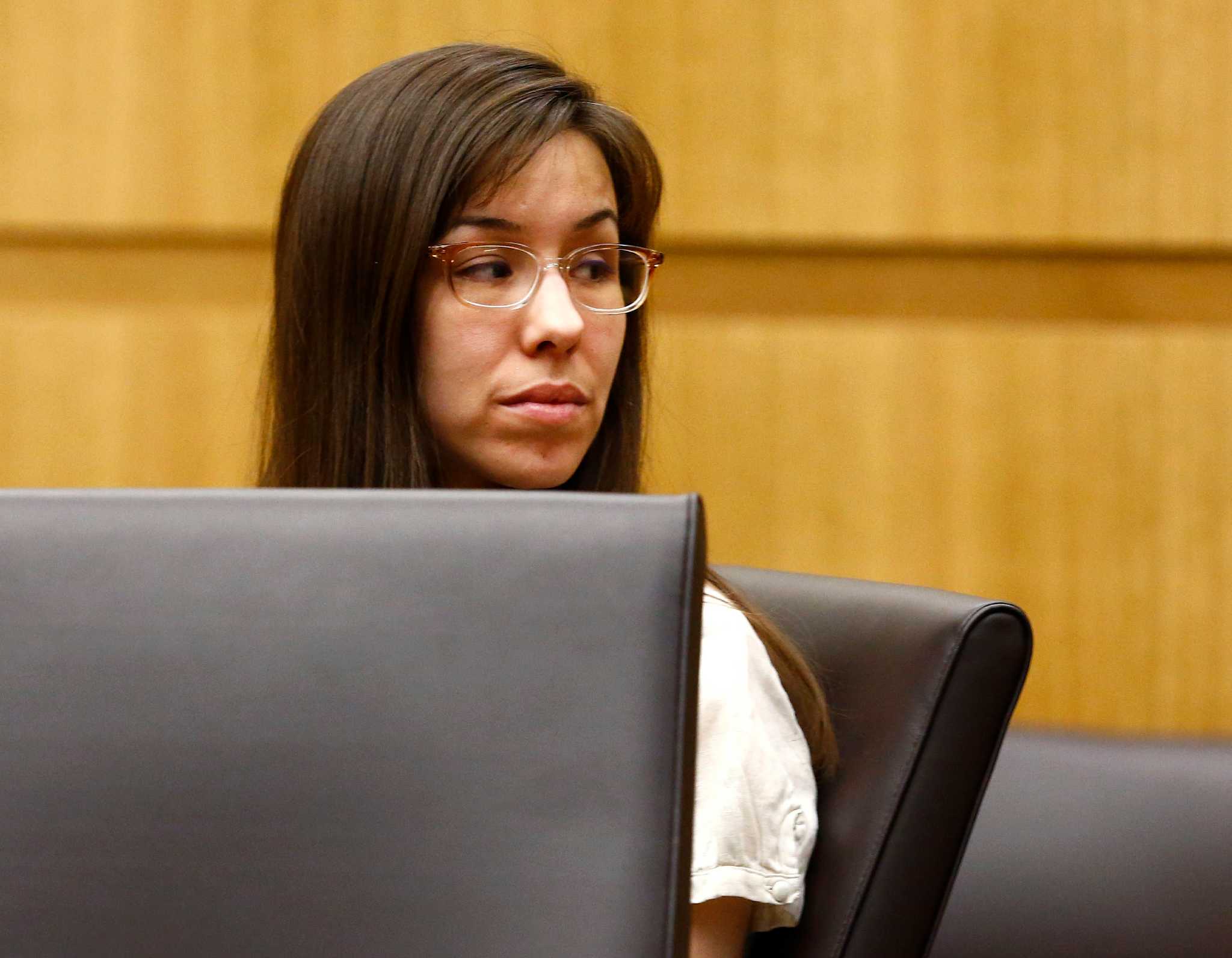 Arias asks jury to give her life in prison