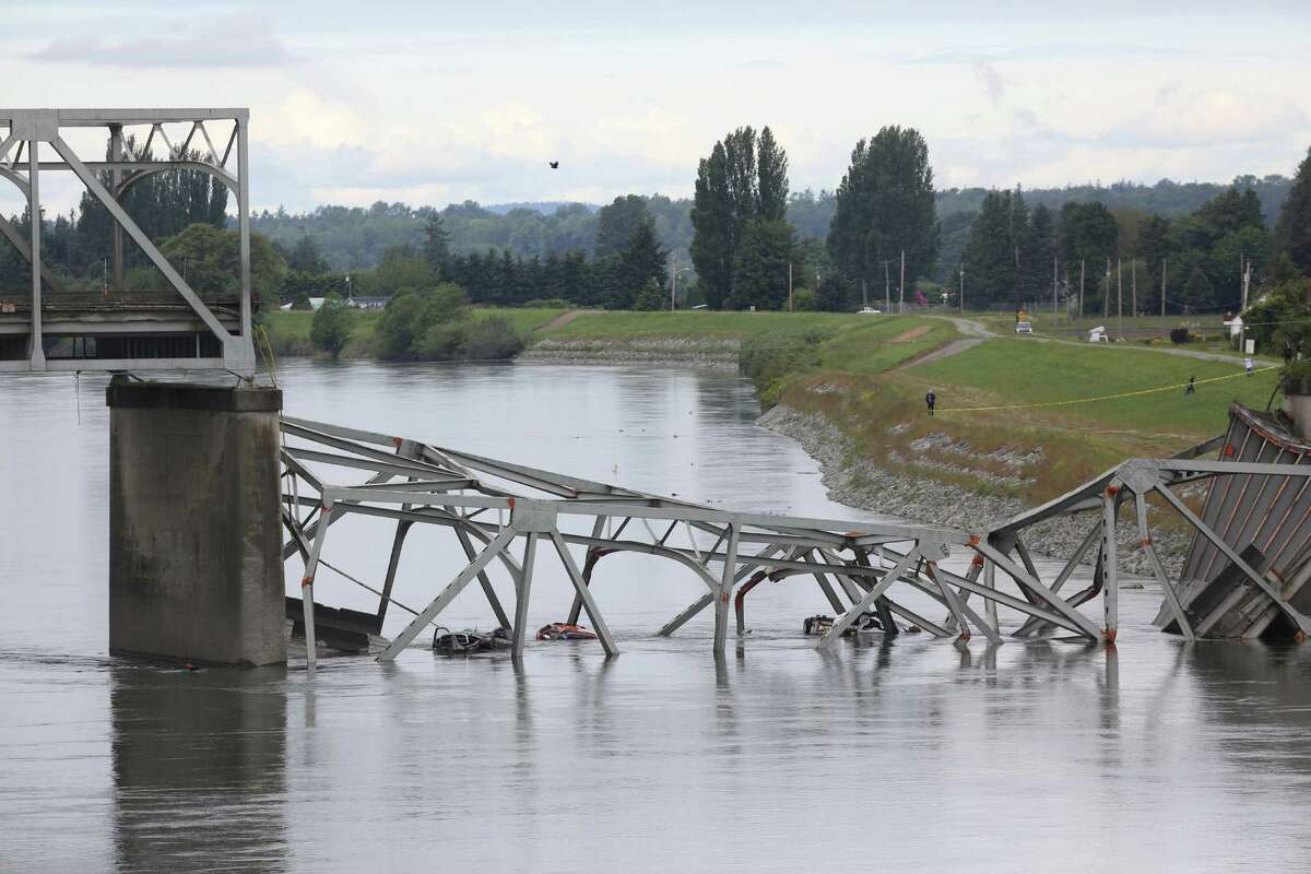 The Skagit River bridge, 1 year after collapse