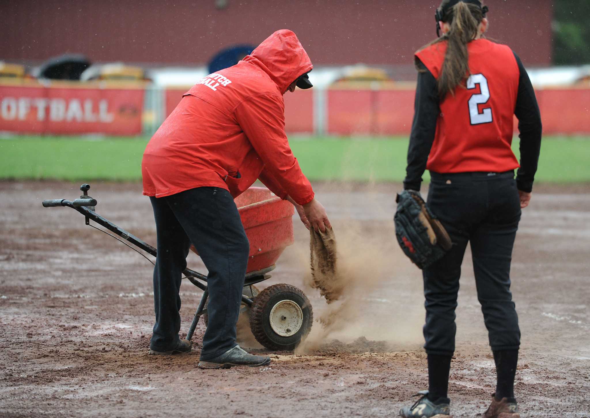 Rainouts roil baseball and softball teams
