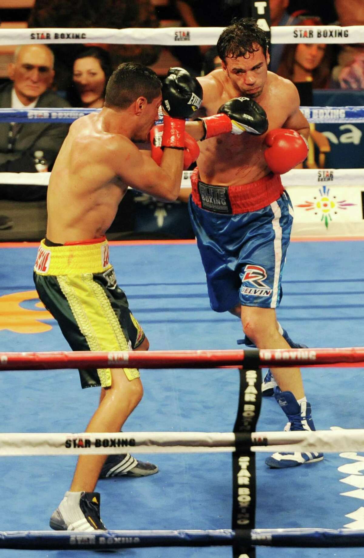 Danbury boxer Delvin Rodriguez, right, fights Freddy Hernandez for the IBF North American junior-middleweight title in the main event of ESPN's "Friday Night Fights" at the Mohegan Sun Casino in Uncasville, Conn. on Friday, May 24, 2013.