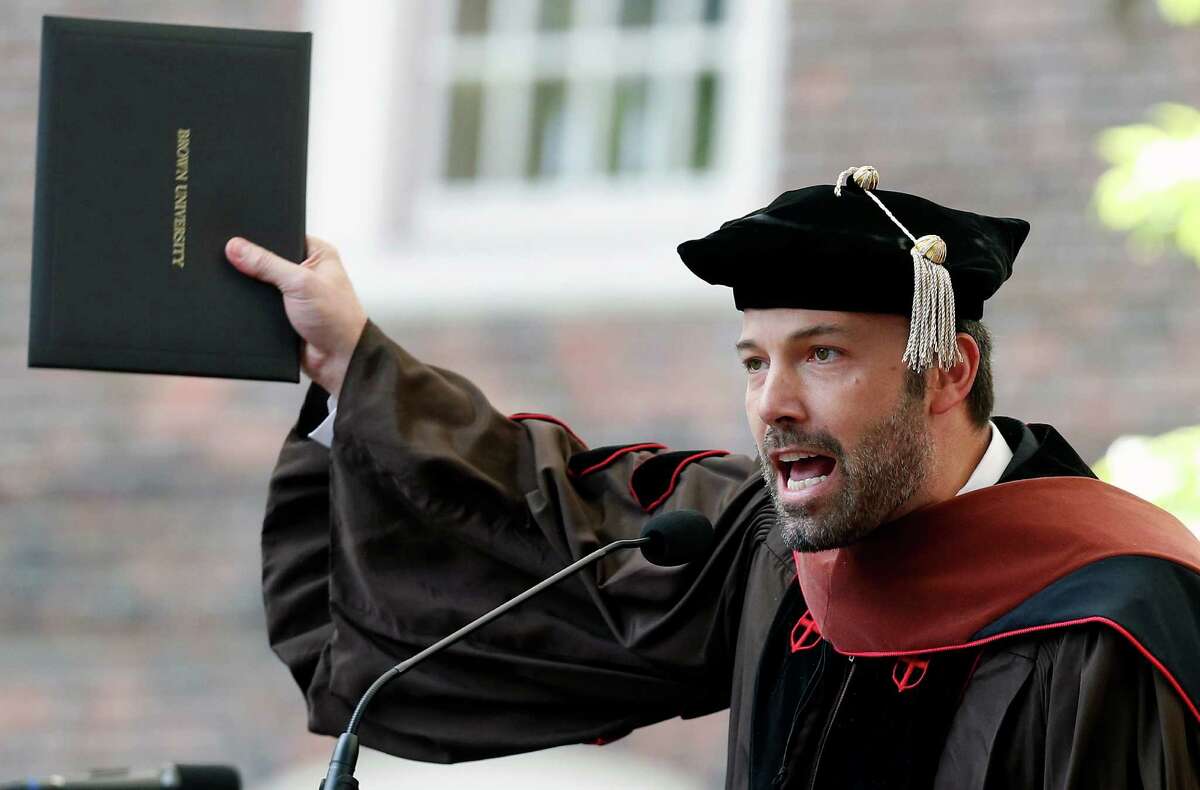 affleck-gets-honorary-doctorate-from-brown