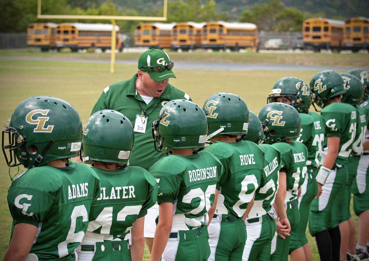Canyon Lake youthfootball coach fights cancer