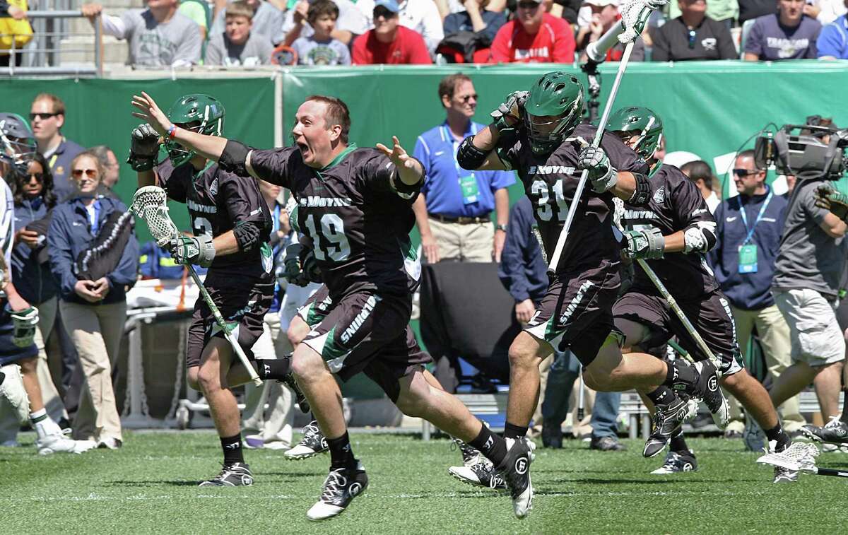 Area players lead Le Moyne