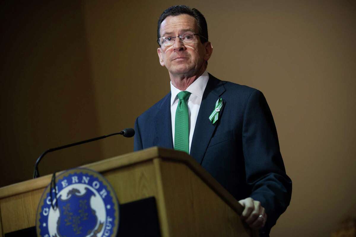 Gov. Dannel Malloy said he would sign a House-approve measure to raise the state's minimum wage from its current $8.25 an hour to $9 by Jan. 1 2015.