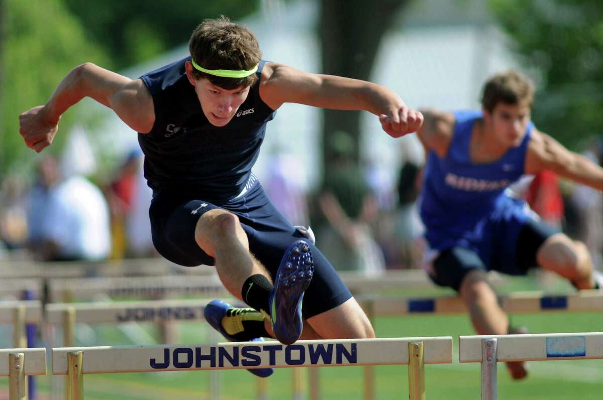 Saratoga Springs' Quinones doesn't let fall slow him down